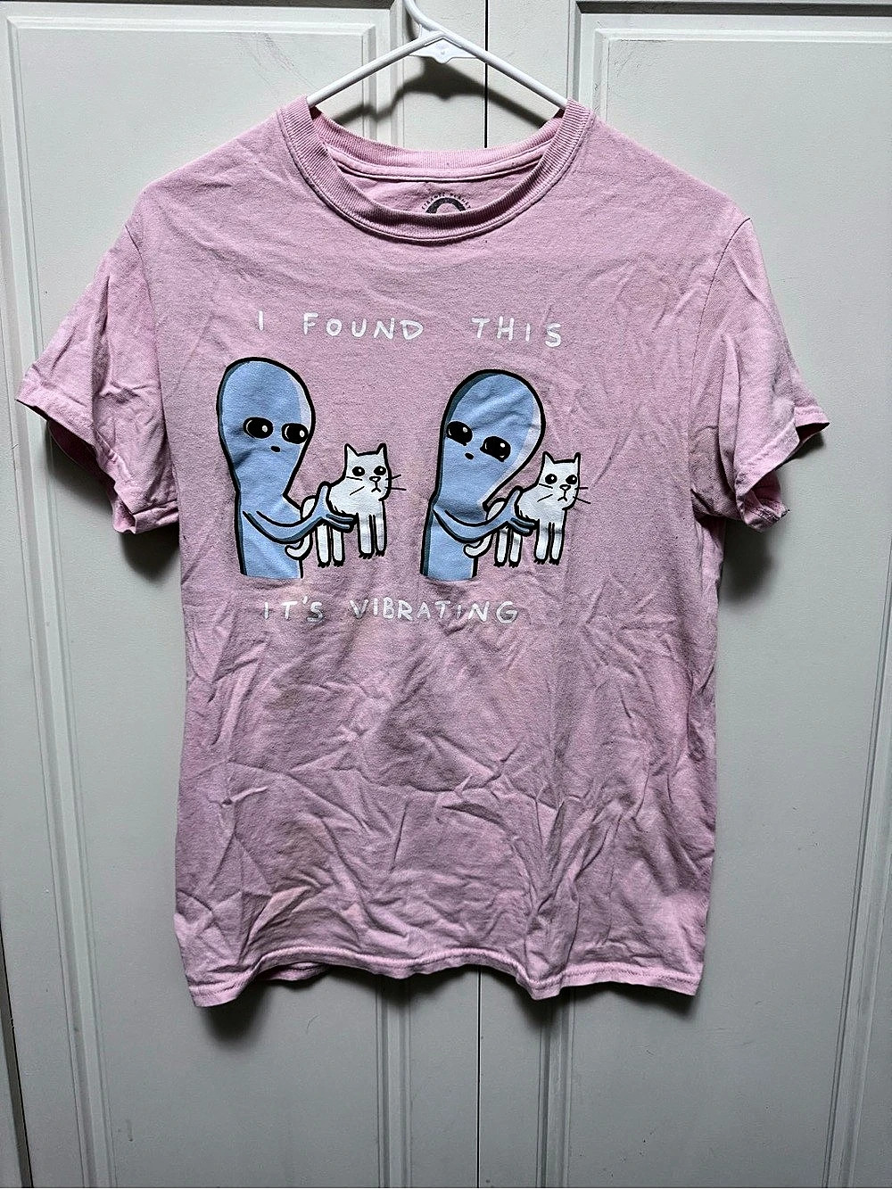 Strange Planet Short Sleeve Tee in Pink Size Small